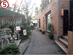 目印はシーサー?