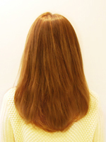 ふんわりストレート 後ろ