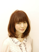 フェミニンミディ 右斜め