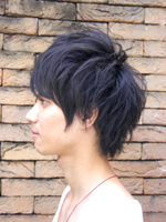 黒髪ショート 左